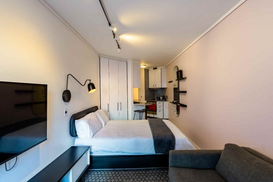 1 Bedroom Property for Sale in Sea Point Western Cape